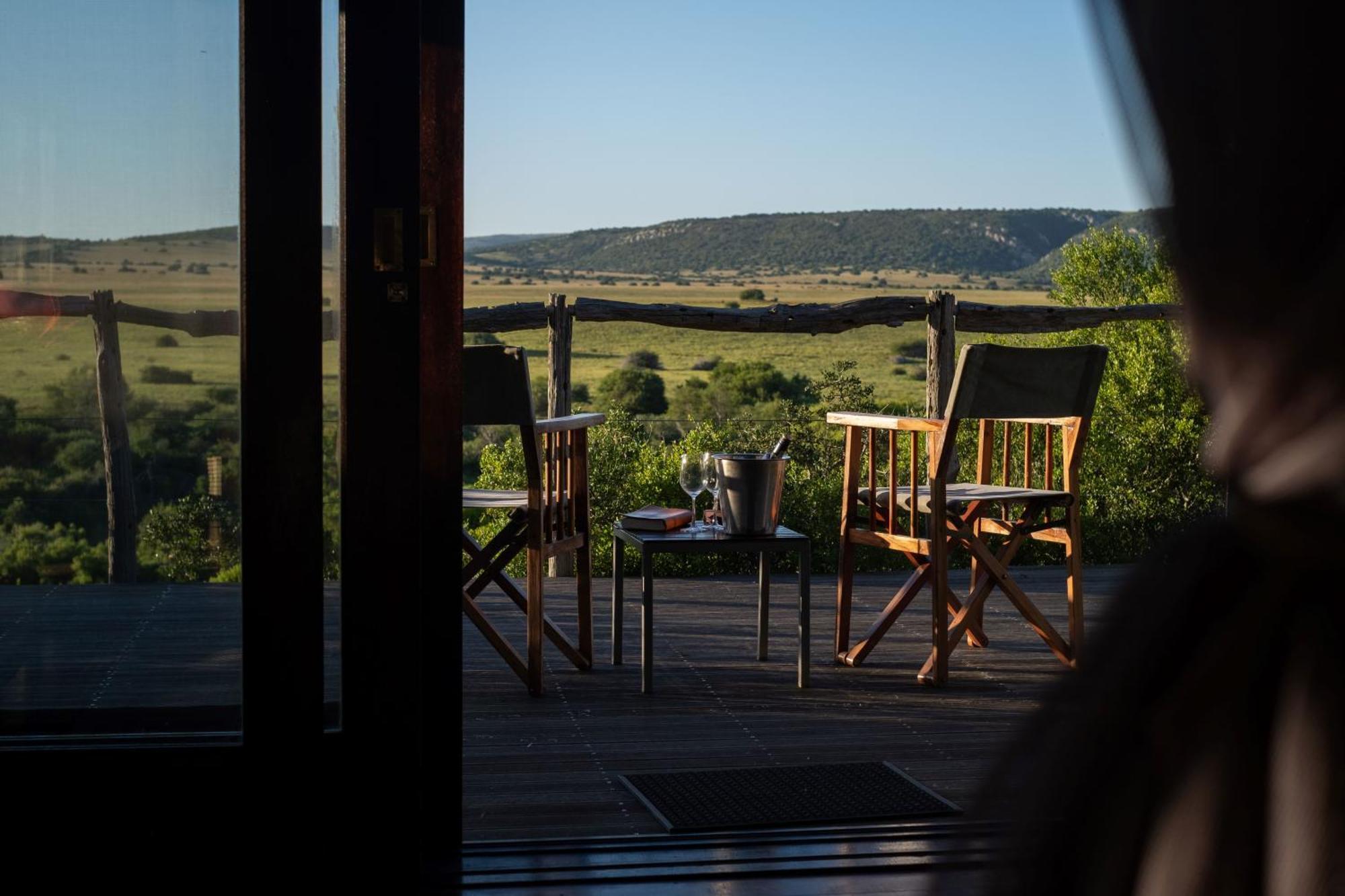 Hillsnek Safari Camp - Amakhala Game Reserve Villa Екстериор снимка